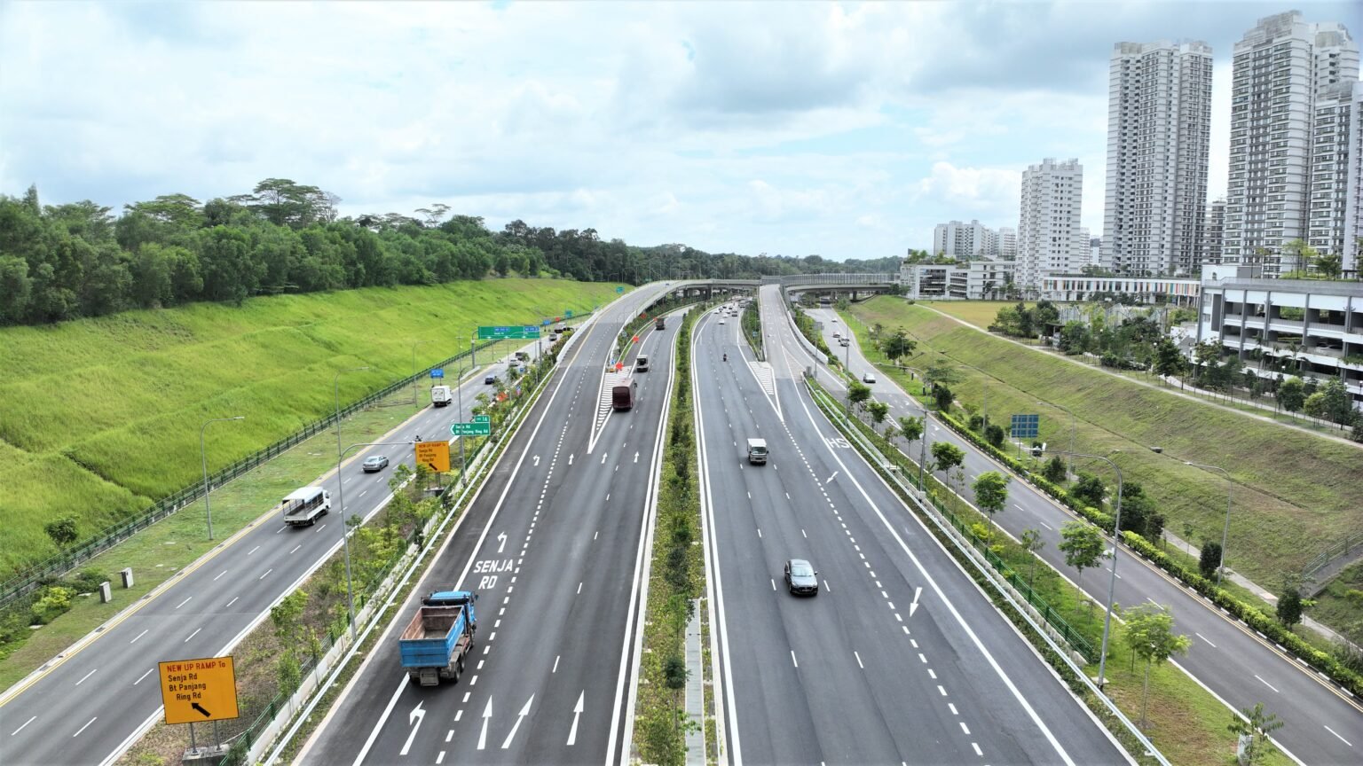 ER529 - SENJA/KRANJI EXPRESSWAY (KJE) INTERCHANGE, SINGAPORE